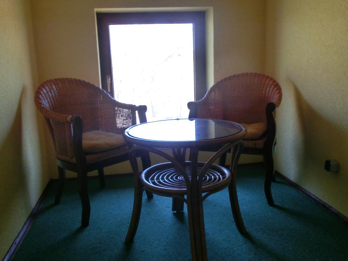 Domane Neu Gaarz Hostel Экстерьер фото