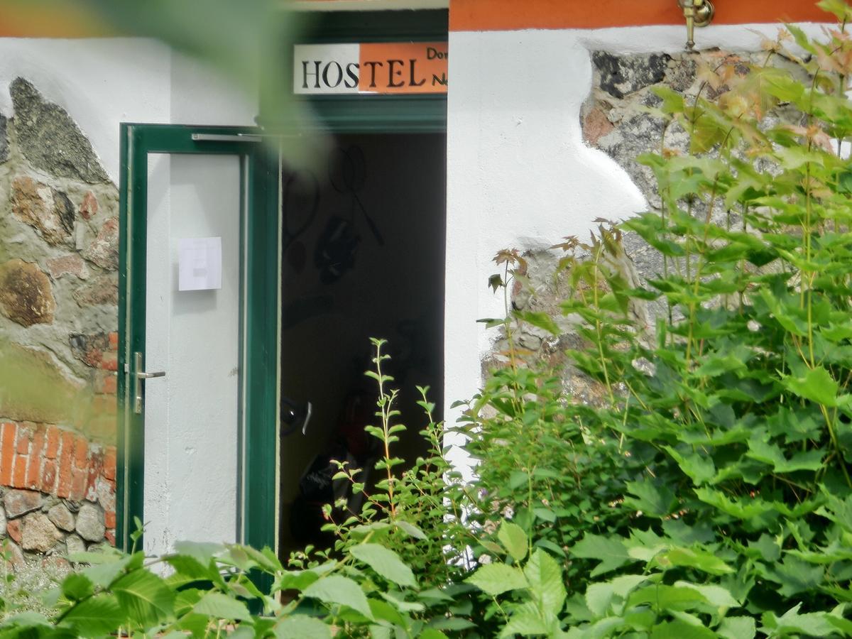 Domane Neu Gaarz Hostel Экстерьер фото